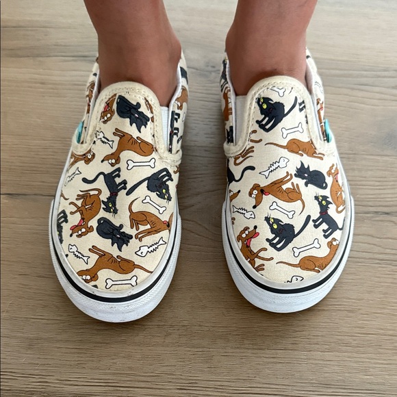 Vans X The Simpsons Family Pets, Unisex Toddler Size 13, RARE - Picture 5 of 7